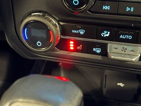 Used 2023 Ford Bronco Wildtrak image 30