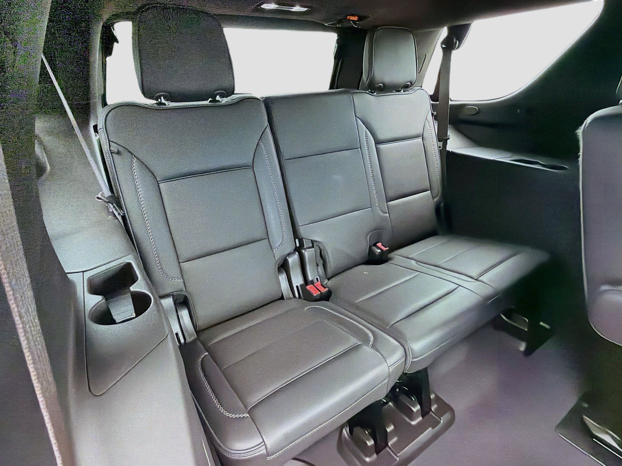 Used 2022 GMC Yukon Denali w/ Denali Premium Package RWD image 29
