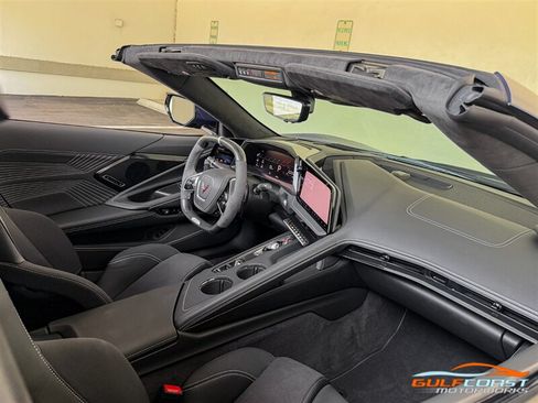 Used 2026 Chevrolet Corvette ZR1 w/ Stealth Interior Trim Package RWD image 22