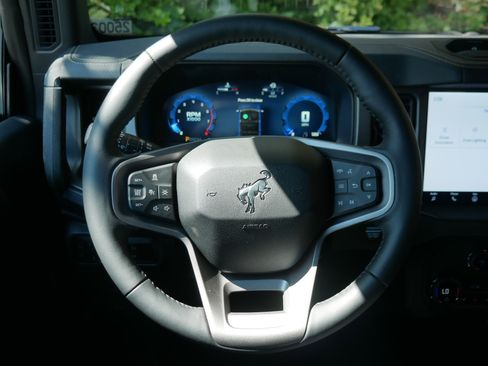 New 2025 Ford Bronco Badlands w/ Matte Film Protection Package image 6