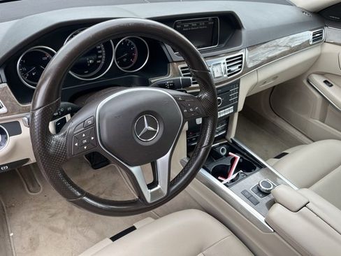 Used 2016 Mercedes-Benz E 350 4MATIC Wagon image 6