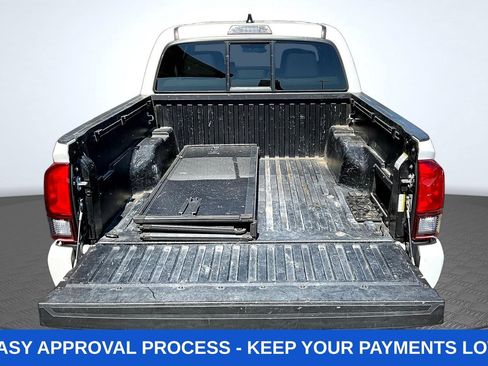 Used 2021 Toyota Tacoma SR AWD/4WD image 8