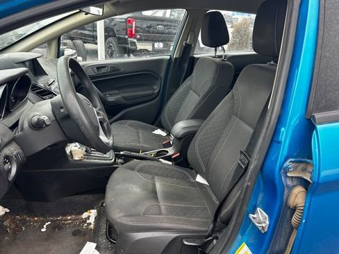 Used 2017 Ford Fiesta SE w/ Equipment Group 201A FWD image 6
