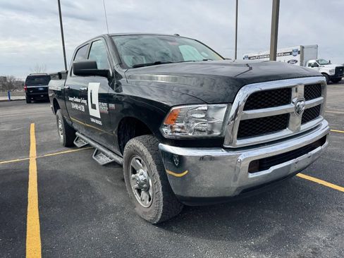Used 2018 RAM 2500 SLT image 9
