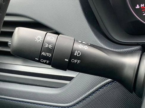 Used 2026 Subaru Forester Premium image 9