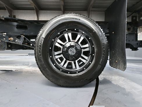 Used 2022 Ford F250 XL w/ Power Equipment Group image 15