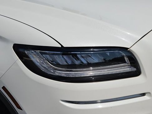 Used 2020 Lincoln Nautilus Reserve w/ Equipment Group 201A FWD image 5
