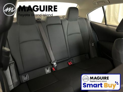 Used 2022 Toyota Corolla LE image 38
