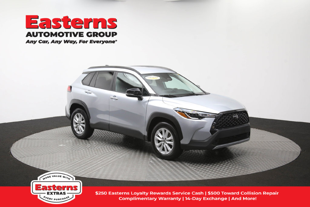 Used 2025 Toyota Corolla Cross LE FWD image 48