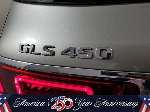 Used 2022 Mercedes-Benz GLS 450 4MATIC image 7