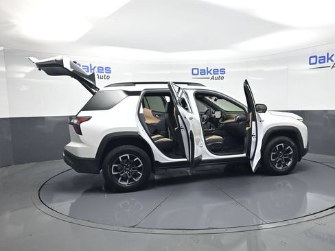 Used 2025 Chevrolet Equinox ACTIV w/ Safety and Technology Package FWD image 54