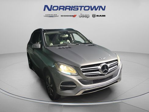 Used 2016 Mercedes-Benz GLE 350 4MATIC image 2
