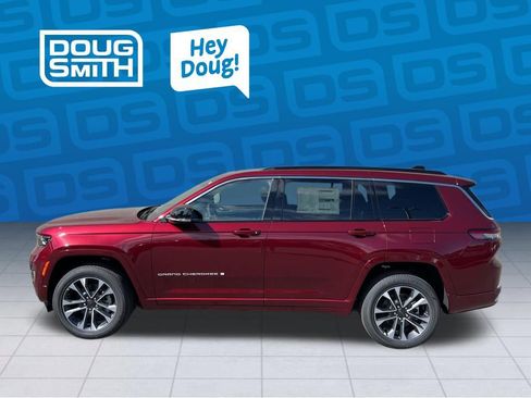 New 2025 Jeep Grand Cherokee L Overland w/ Trailer Tow Package AWD/4WD image 3