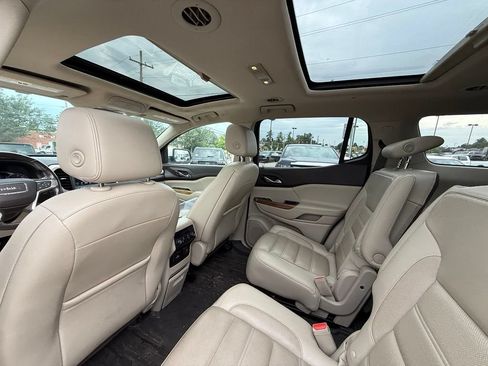Used 2019 GMC Acadia Denali w/ Technology Package AWD/4WD image 24