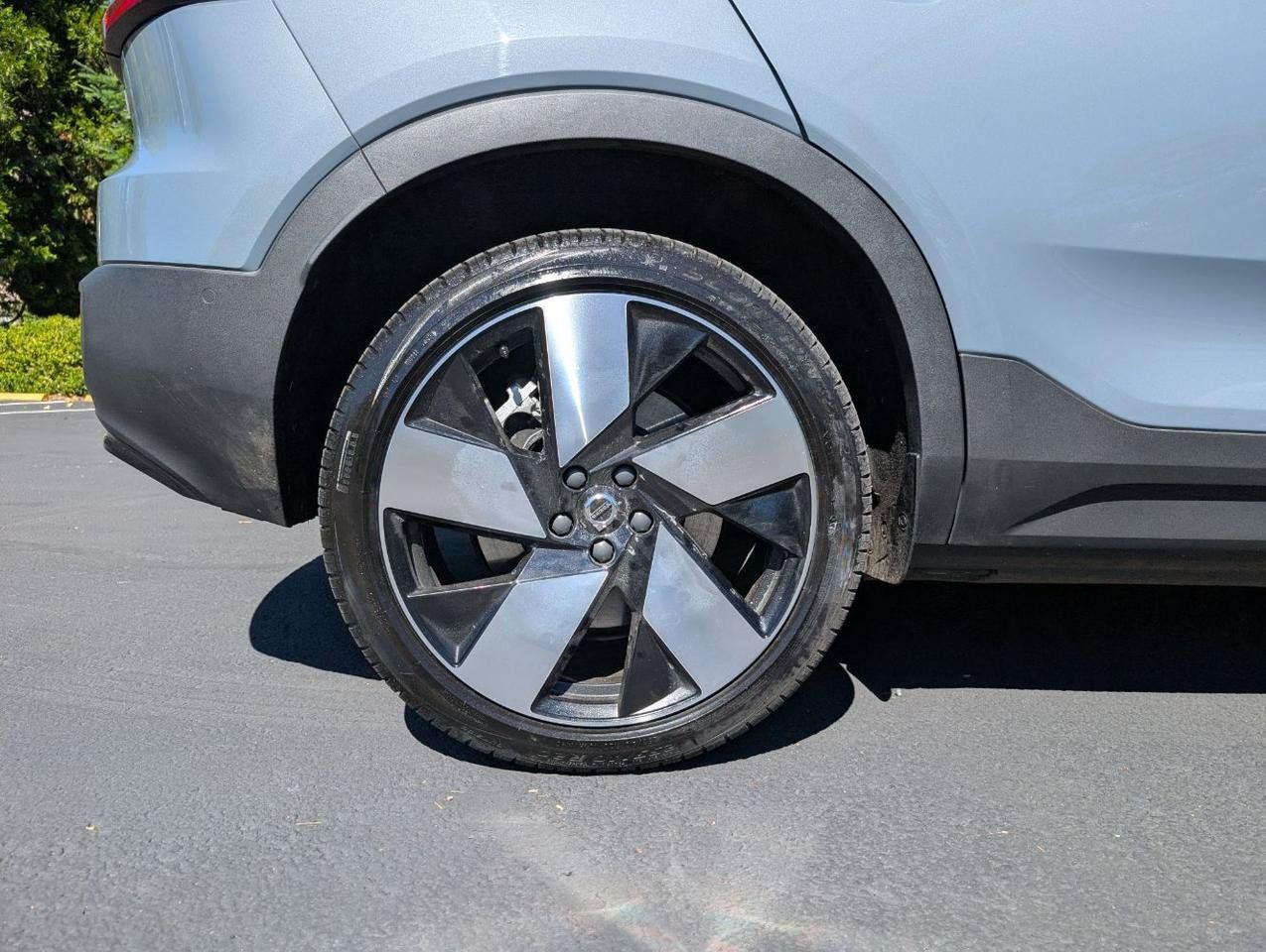 Used 2023 Volvo C40 P8 Recharge Ultimate w/ Protection Package Premier AWD/4WD image 27
