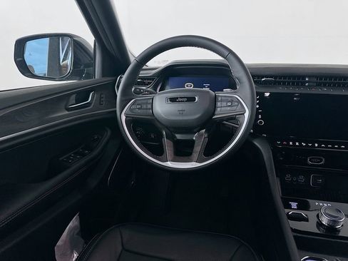 New 2026 Jeep Grand Cherokee L Limited AWD/4WD image 31