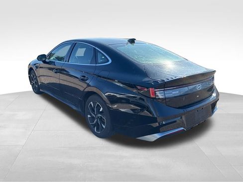 Used 2024 Hyundai Sonata SEL image 3