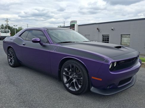 Used 2023 Dodge Challenger R/T w/ T/A Package RWD image 3