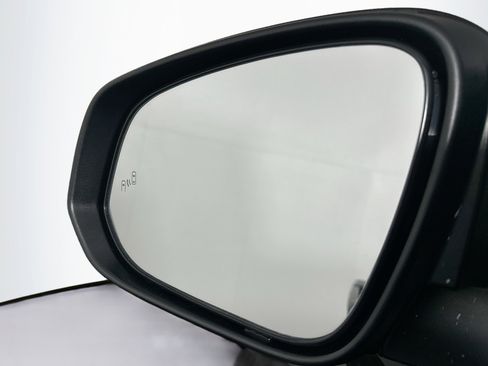 Used 2025 Toyota Tacoma TRD Off-Road image 16