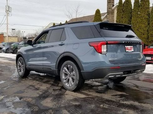 New 2026 Ford Explorer Active w/ Active Comfort Package image 7