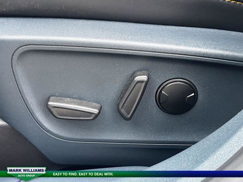 Used 2025 Ford Maverick Tremor image 9