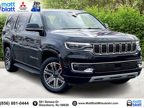 Used 2024 Jeep Wagoneer Series II image 2