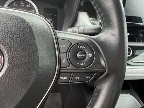 Used 2020 Toyota Corolla SE w/ SE Premium Package FWD image 30