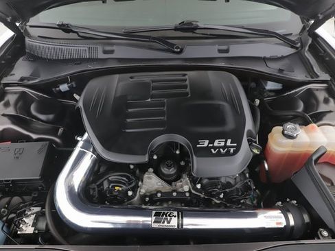 Used 2021 Dodge Charger SXT w/ Driver Convenience Group image 15