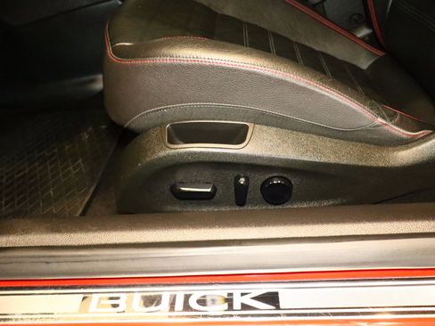 Used 2018 Buick Cascada Sport Touring w/ Dark Effects Package image 17