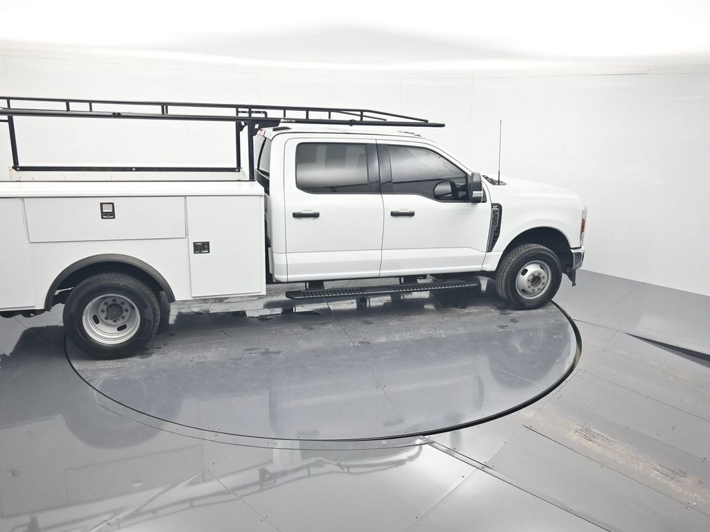 Used 2024 Ford F350 XLT AWD/4WD image 28
