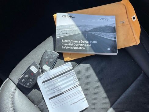 Used 2023 GMC Sierra 1500 Denali w/ Denali Reserve Package image 9