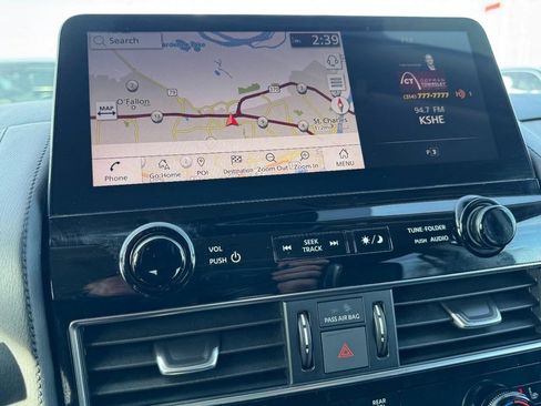 Used 2022 Nissan Armada SL image 21