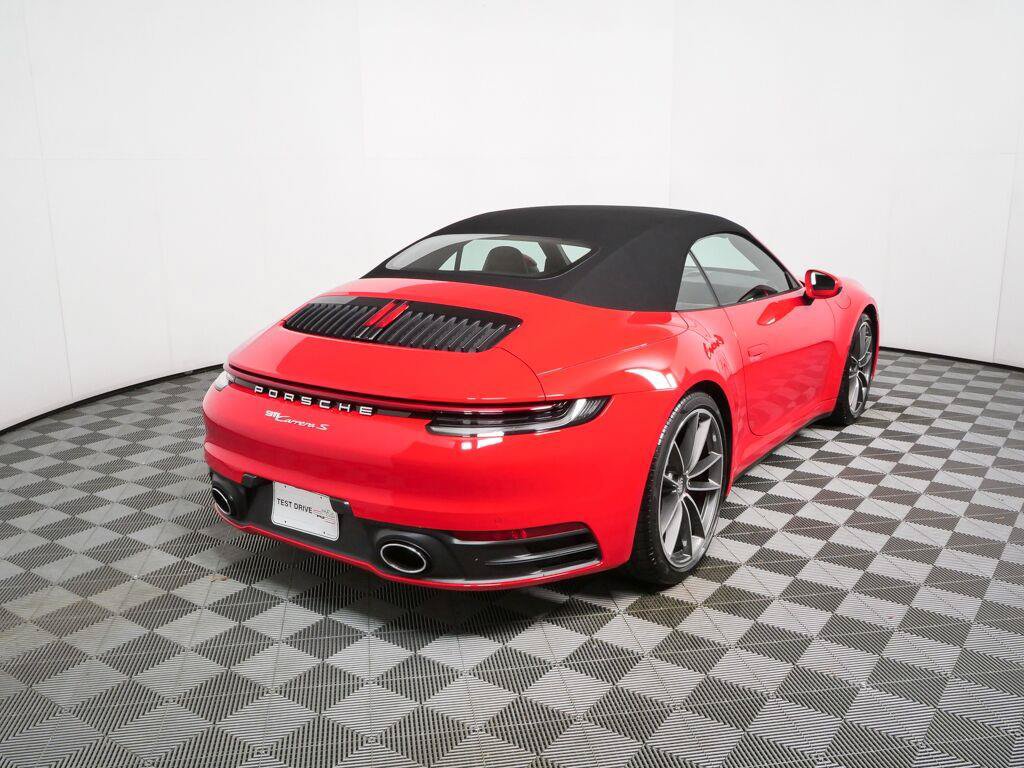 Certified 2020 Porsche 911 Carrera S RWD image 30