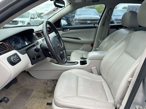 Used 2012 Chevrolet Impala LTZ FWD image 19