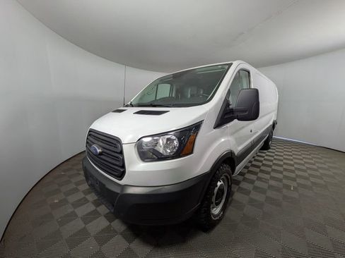 Used 2019 Ford Transit 250 148 Low Roof RWD image 22
