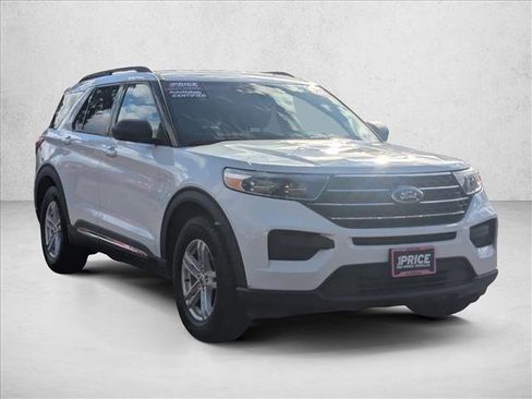 Used 2020 Ford Explorer XLT RWD image 3