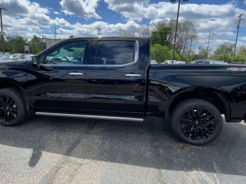 New 2026 Chevrolet Silverado 1500 LTZ w/ Technology Package AWD/4WD image 7