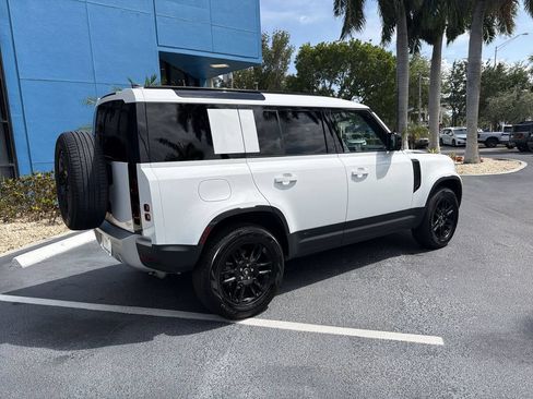 Used 2025 Land Rover Defender 110 S AWD/4WD image 8