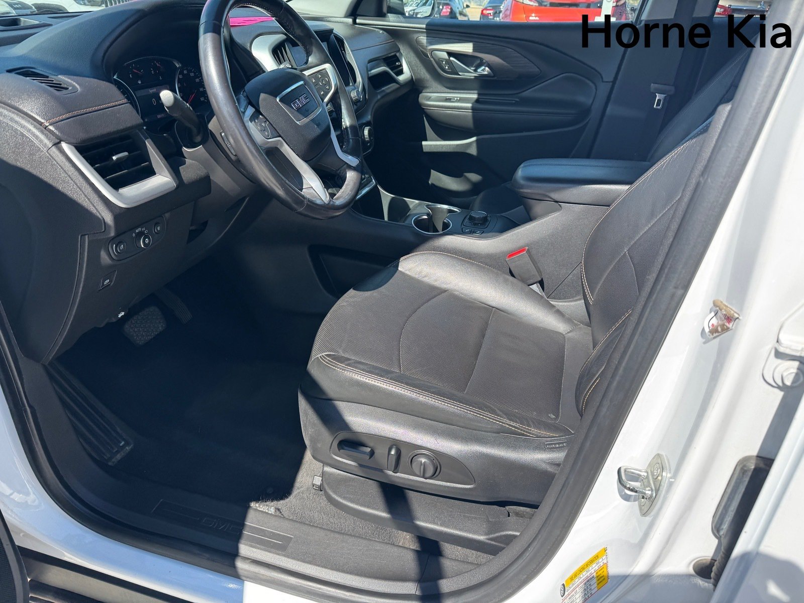 Used 2020 GMC Terrain SLT AWD/4WD image 10