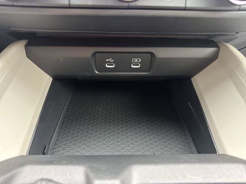 Used 2023 Honda Accord EX image 7