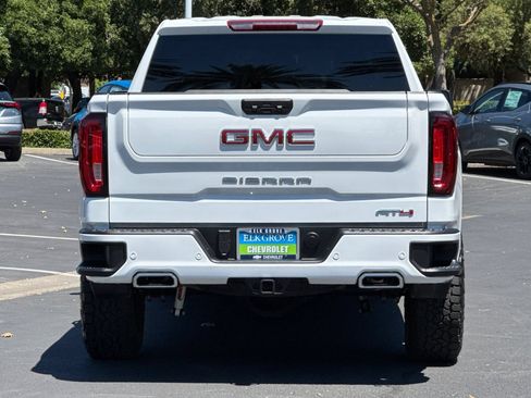 Used 2025 GMC Sierra 1500 AT4 AWD/4WD image 4