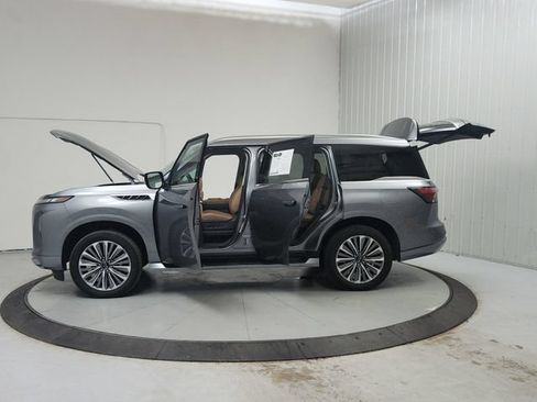 Used 2025 INFINITI QX80 Sensory AWD/4WD image 12