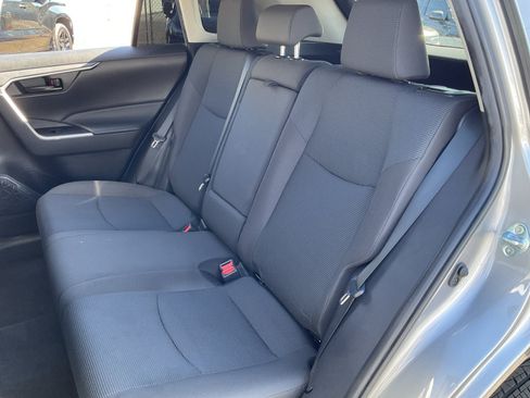 Used 2023 Toyota RAV4 LE FWD image 19