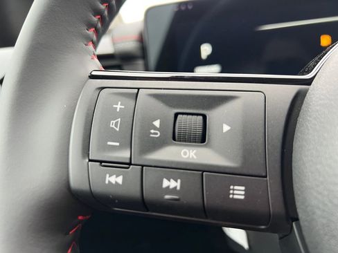 New 2026 Nissan Kicks SR image 10