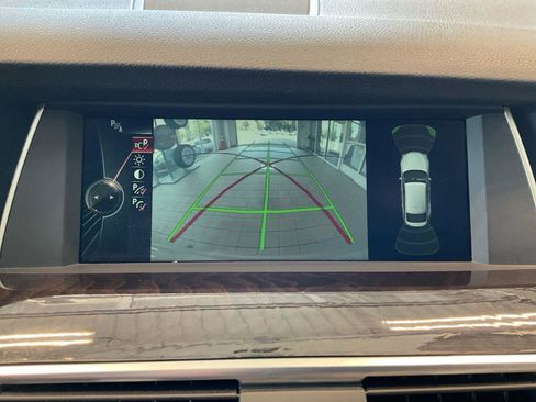 Used 2013 BMW 535i Gran Turismo RWD image 24