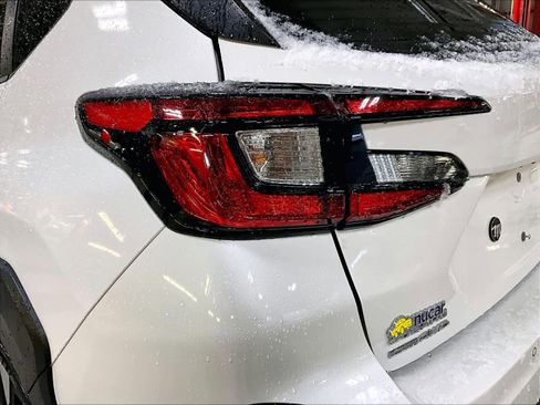 Used 2024 Subaru Crosstrek 2.5i Limited image 33