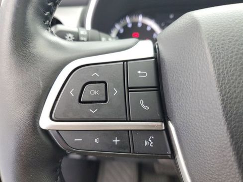 Used 2022 Toyota Highlander Platinum AWD/4WD image 25