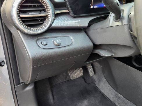 Used 2025 Chevrolet Trax ACTIV w/ Sunroof Package image 20