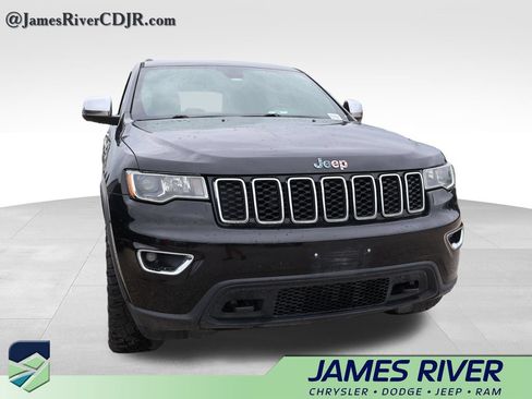 Used 2020 Jeep Grand Cherokee Laredo w/ Quick Order Package 2BN North AWD/4WD image 11