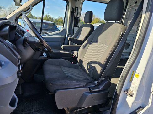 Used 2016 Ford Transit 250 148 Medium Roof image 4